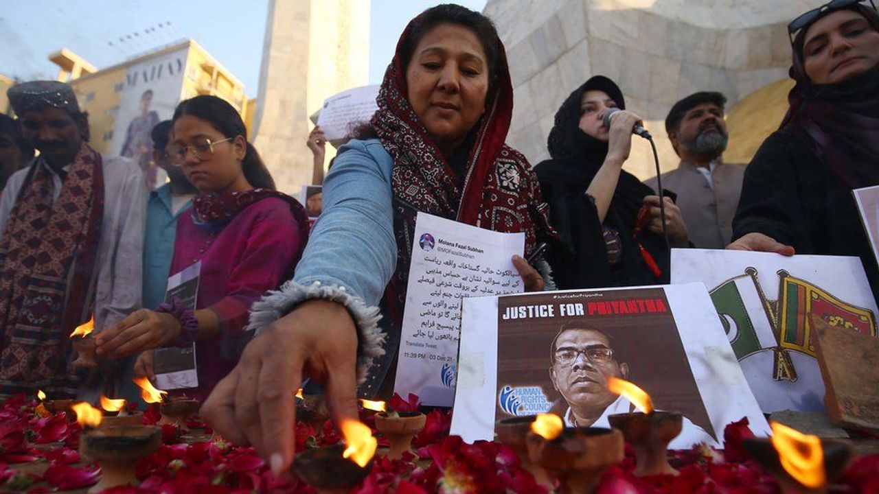 Pakistan'da Sri Lankalı adamı linç eden 6 kişiye idam cezası
