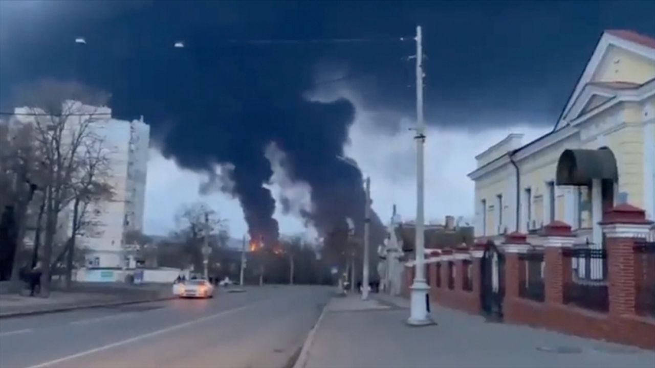 Rusya: Odessa’da petrol rafinerisi ve akaryakıt deposunu vurduk