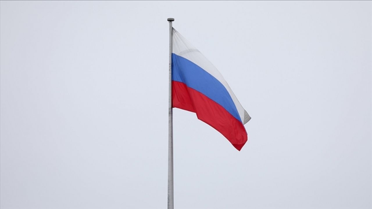 Rusya, ülkedeki AB temsilciliğinde görevli 18 diplomatı 'istenmeyen kişi' ilan etti