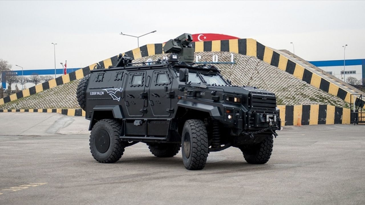 Türk zırhlısı Ejder Yalçın 1000'inci ihracata hazırlanıyor