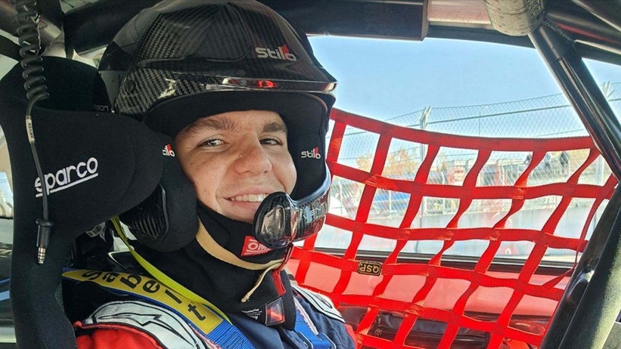 Türkiye'nin en genç ralli pilotu Can Alakoç, Letonya'da ikinci oldu
