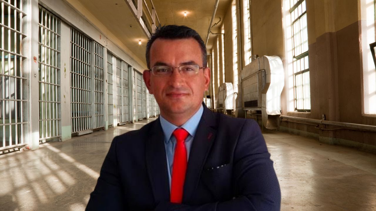DEVA Partili Metin Gürcan'ın duruşması ertelendi