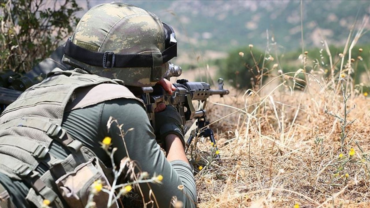 Barış Pınarı bölgesine 2 terörist etkisiz hale getirildi
