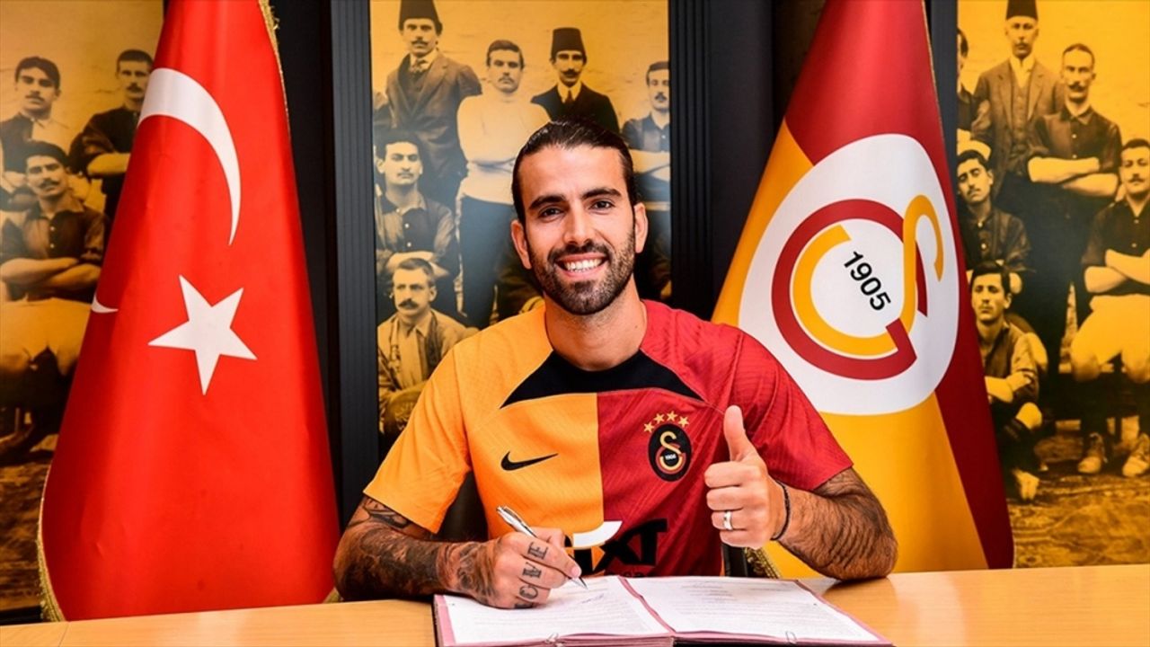 Galatasaray, Sergio Oliveira'yı 4 yıllığına kadrosuna kattı