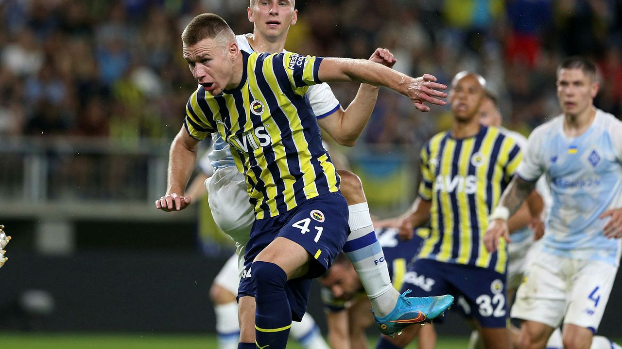 Fenerbahçe Şampiyonlar Ligi'ne veda etti.