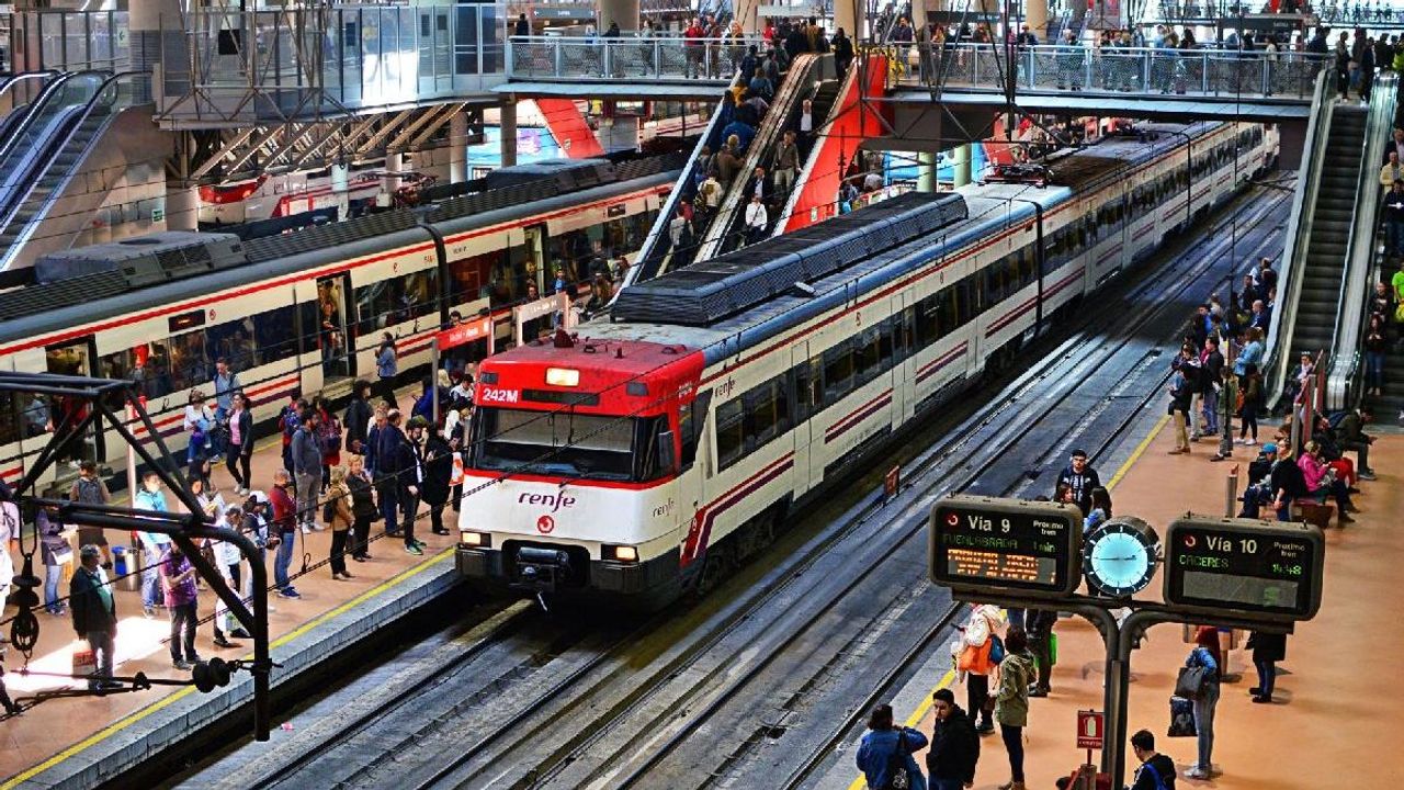 Türkiye'de zam gelen trenler İspanya'da ücretsiz olacak