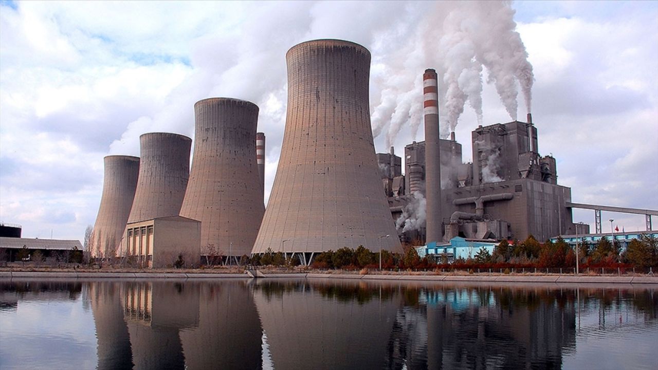 Eektriğin beşte biri kömürden karşılıyor