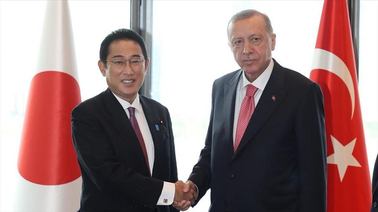 Cumhurbaşkanı Erdoğan Japonya Başbakanı Kişida'yı kabul etti
