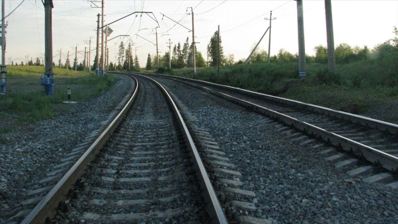 Semerkant'ta Çin-Kırgızistan-Özbekistan demir yolu için anlaşma imzalandı