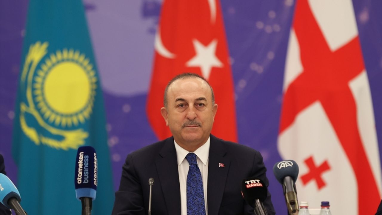 Çavuşoğlu, Dışişleri Bakanları 3'lü Toplantısı'nın ardından konuştu