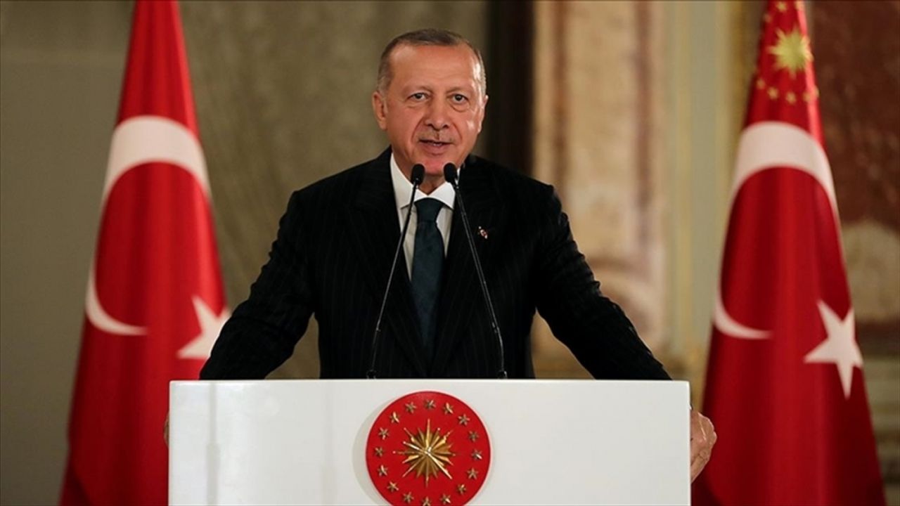 Erdoğan: "Teröristlerle kolkola Kandil'de dağlarda dolaşanlar, bu milletin temsilcisi olamaz"