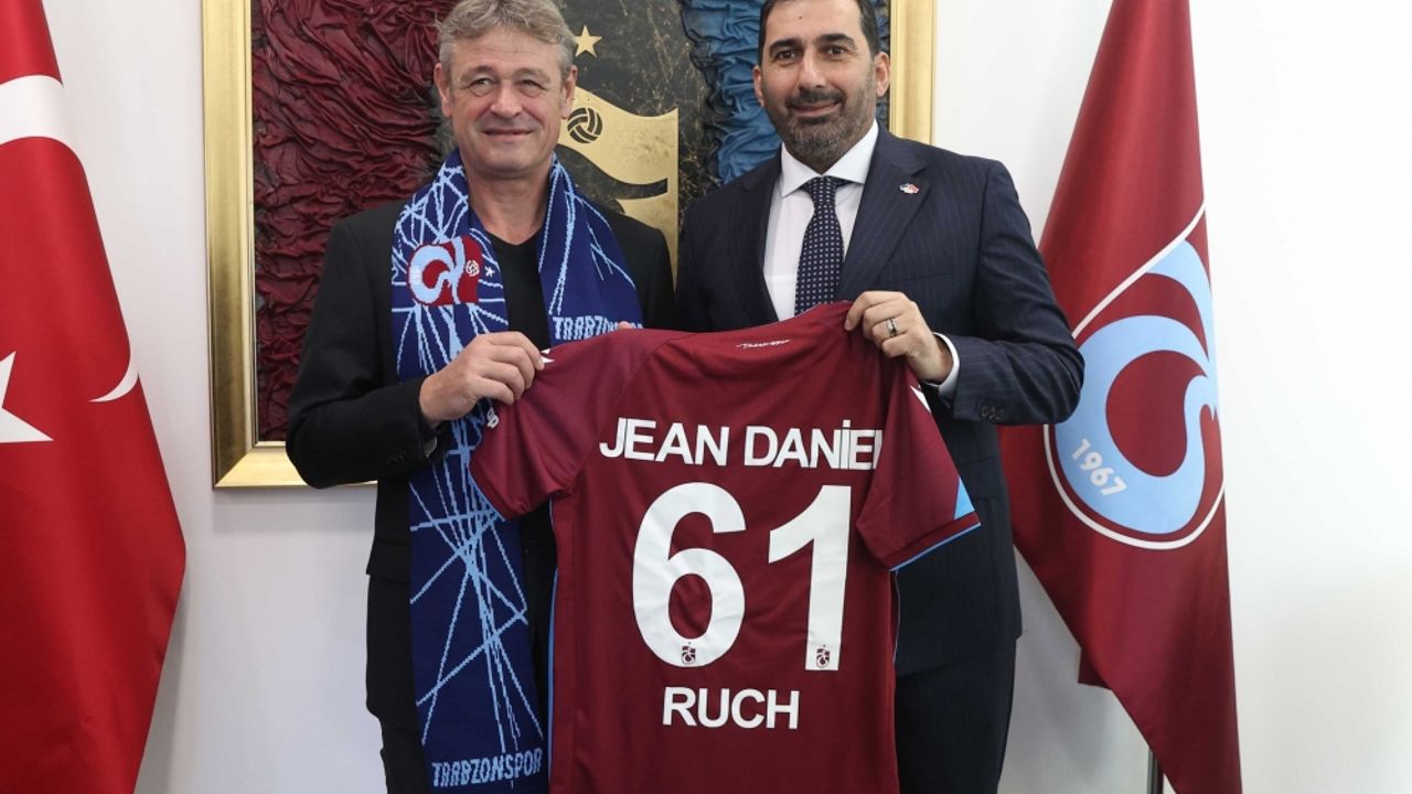 İsviçre'nin Ankara Büyükelçisi Ruch, Trabzonspor'u ziyaret etti