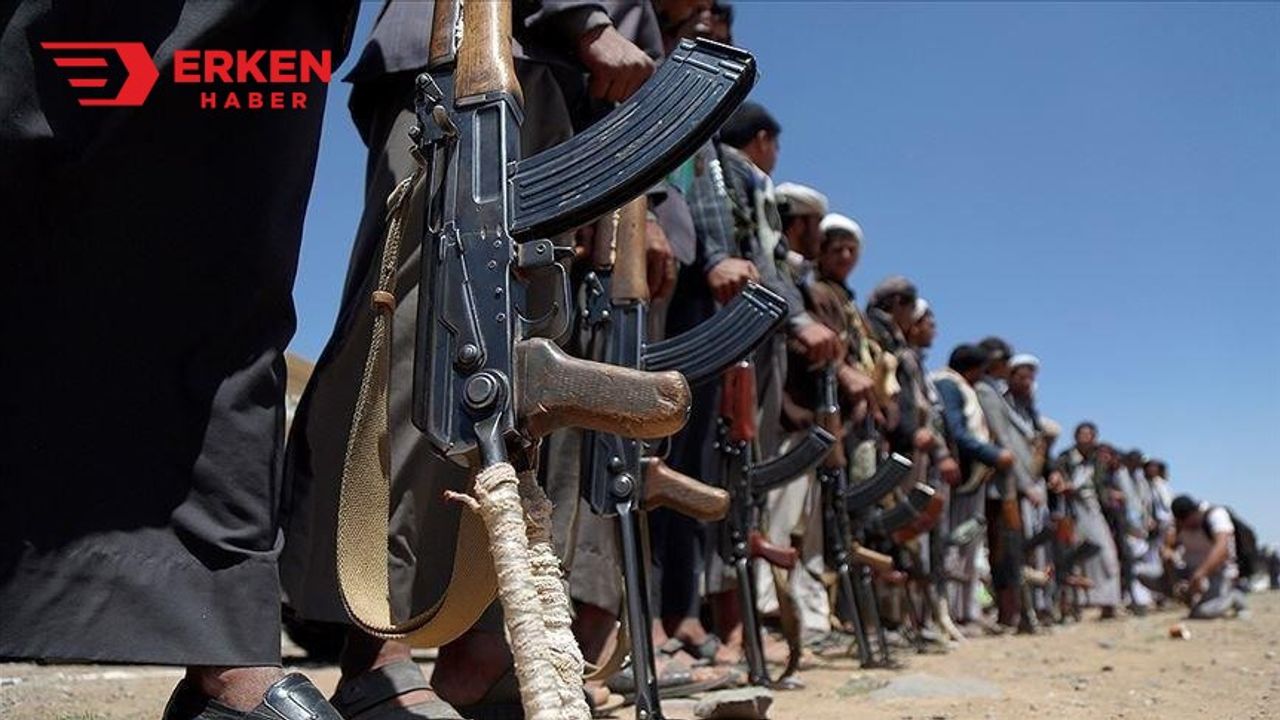 Yemen'deki Husiler, petrol limanına İHA'yla saldırdı