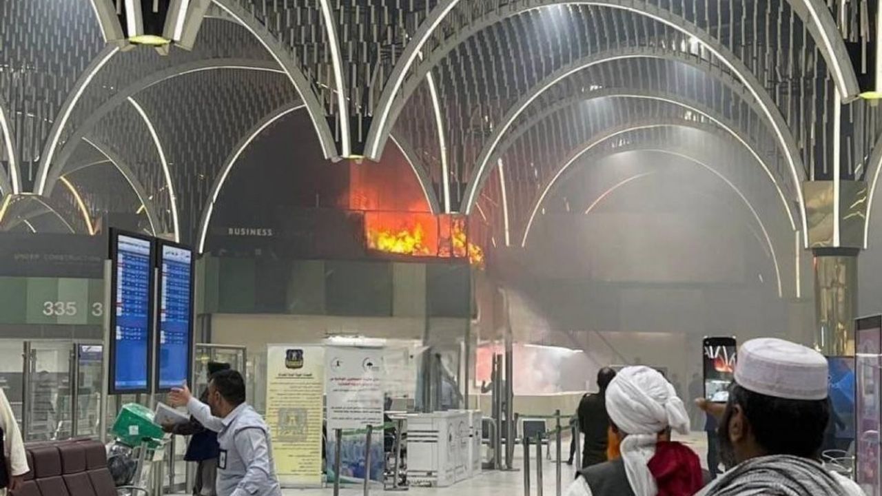 Bağdat Havalimanı'nda yangın çıktı