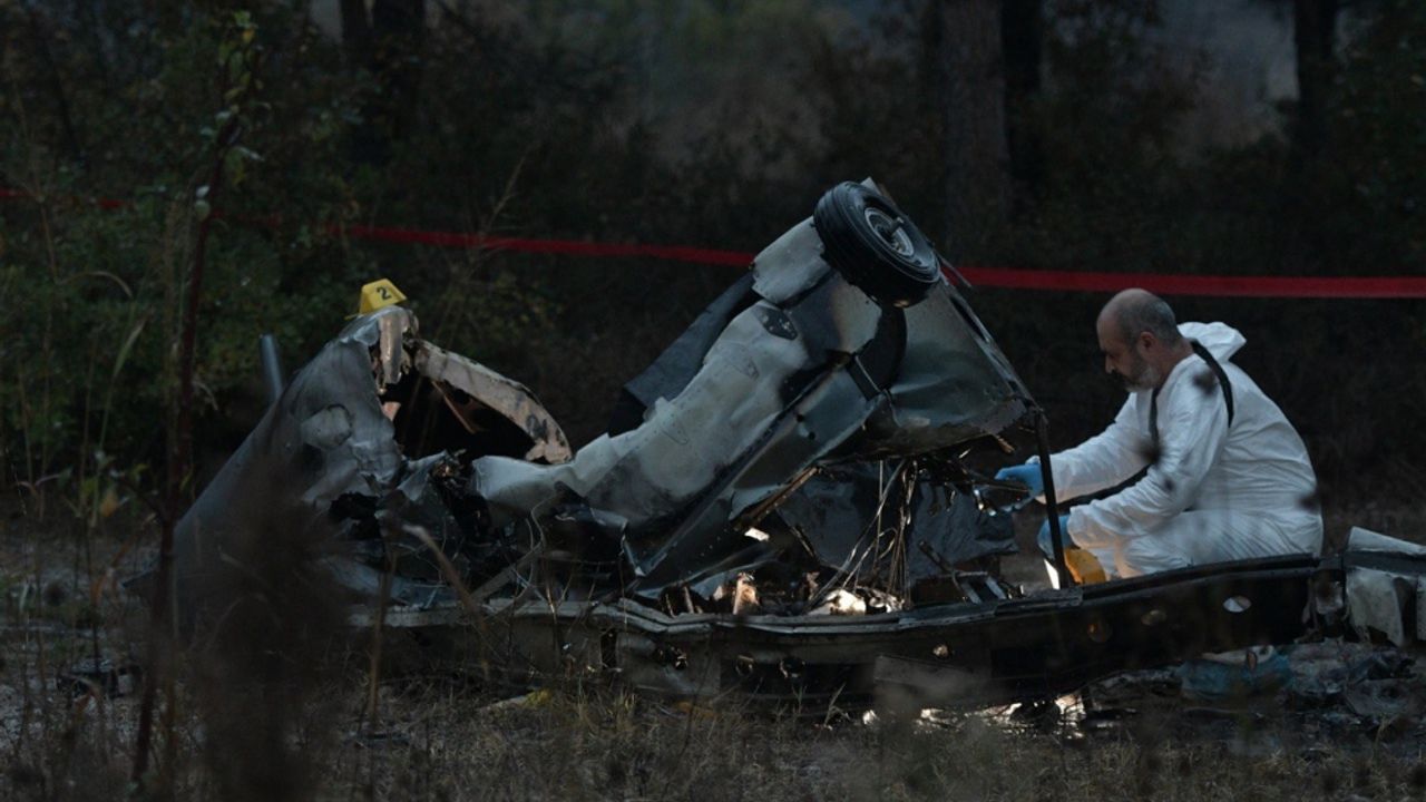 Düşen eğitim uçağının kaza kırım raporları inceleniyor