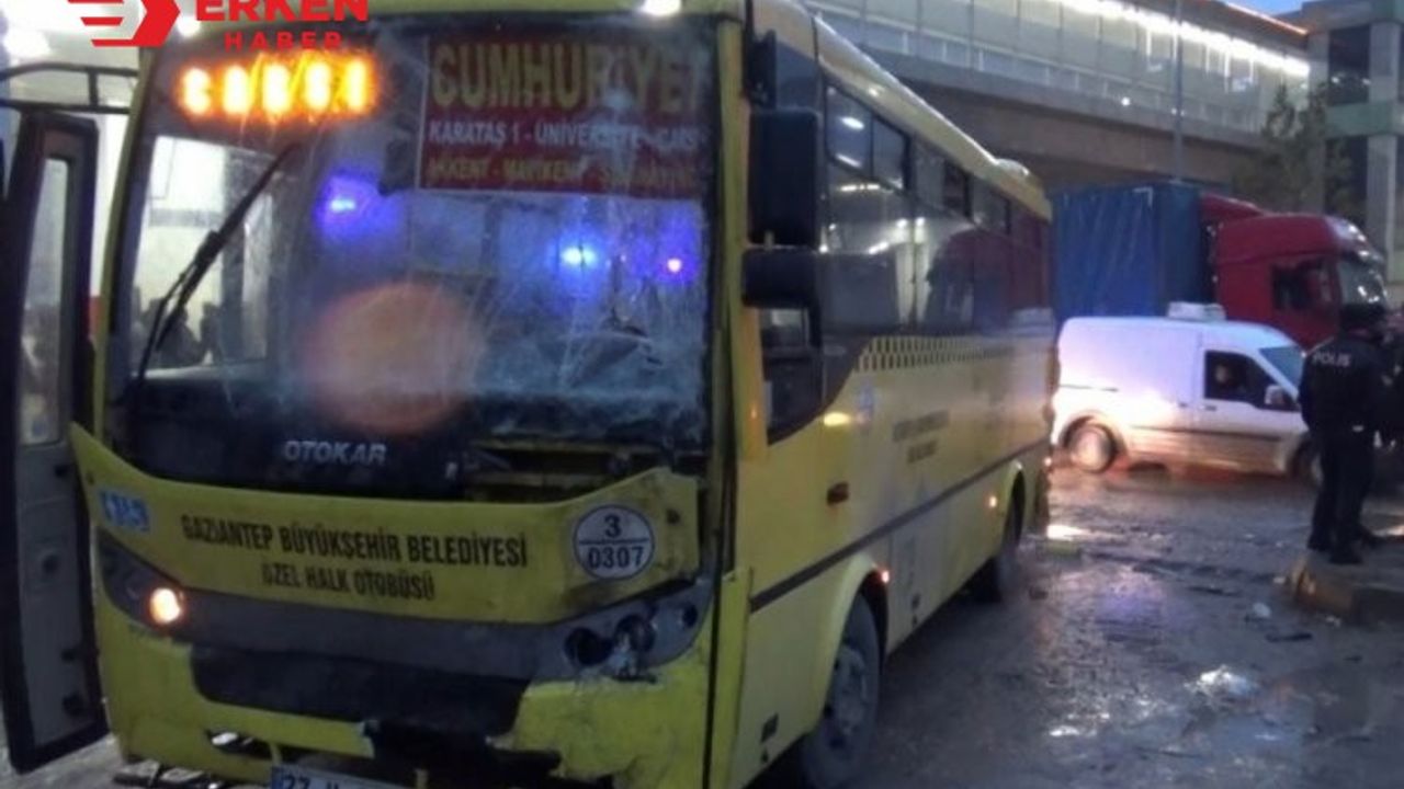 Gaziantep'te zincirleme trafik kazasında 17 yaralı