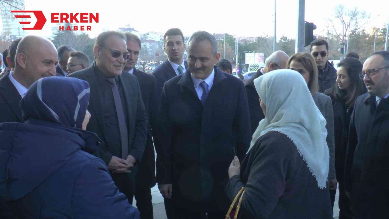Milli Eğitim Bakanı Özer Nevşehir'de ziyaretlerde bulundu