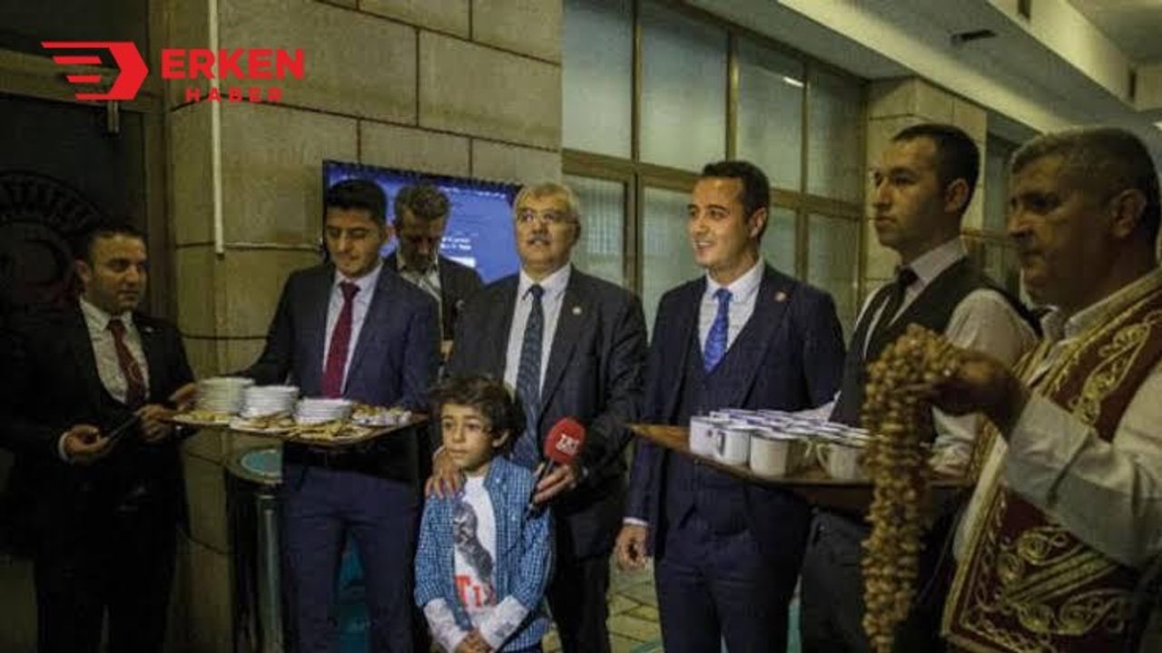 Burdur milletvekillerinden TBMM'de salep ikramı