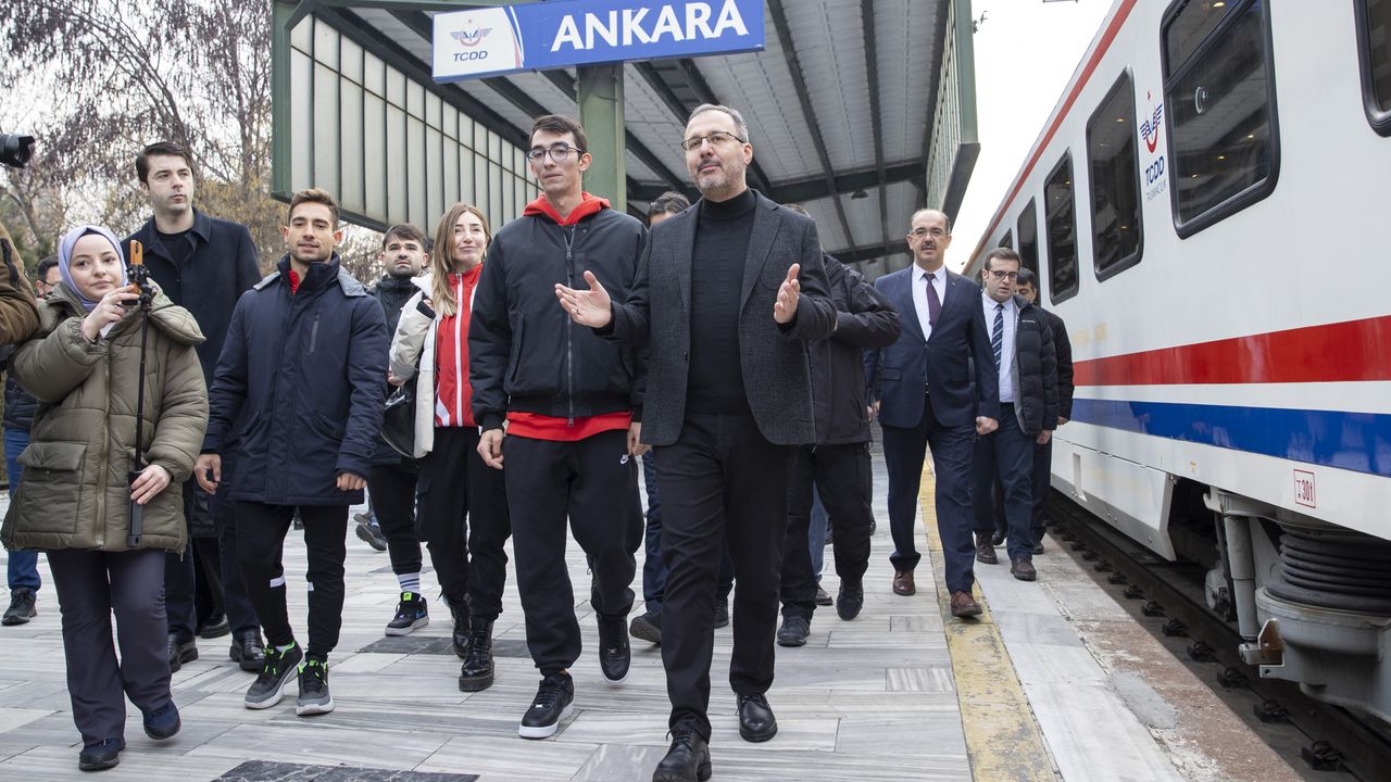 Sarıkamış Ekspresi, Ankara'dan hareket etti