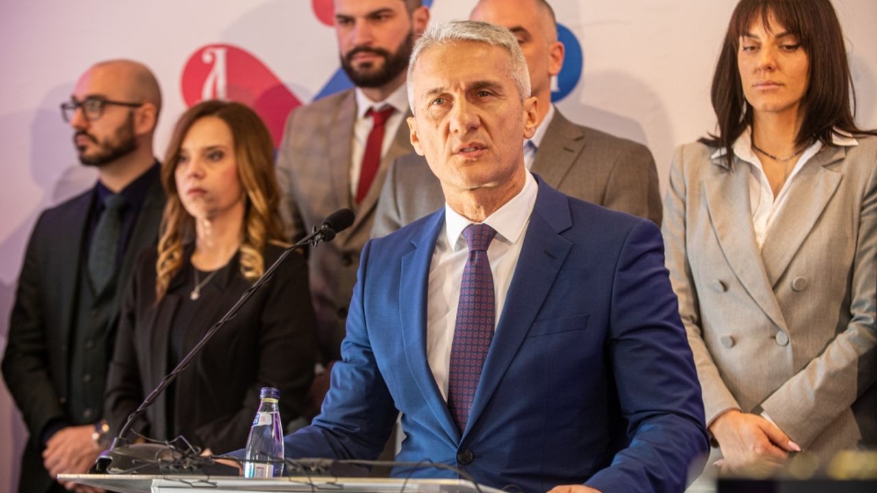 Eski Milli İstihbarat Başkanı Vuksic, Cumhurbaşkanı adayı oldu