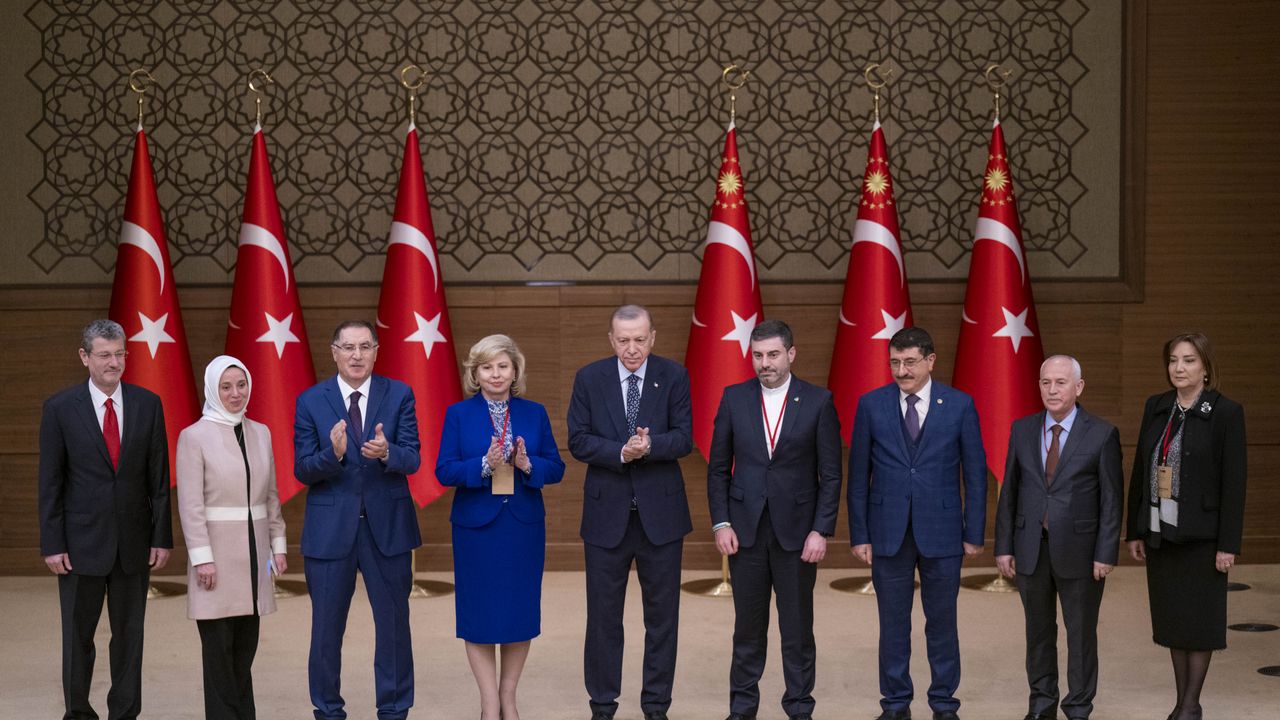 Erdoğan: "Bazı ülkeler haydutların sığınağı haline dönüşmüştür"