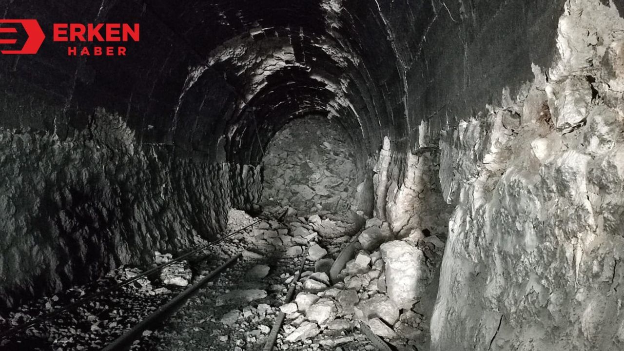 Depremlerde Adıyaman’daki demiryolu tüneli de çöktü