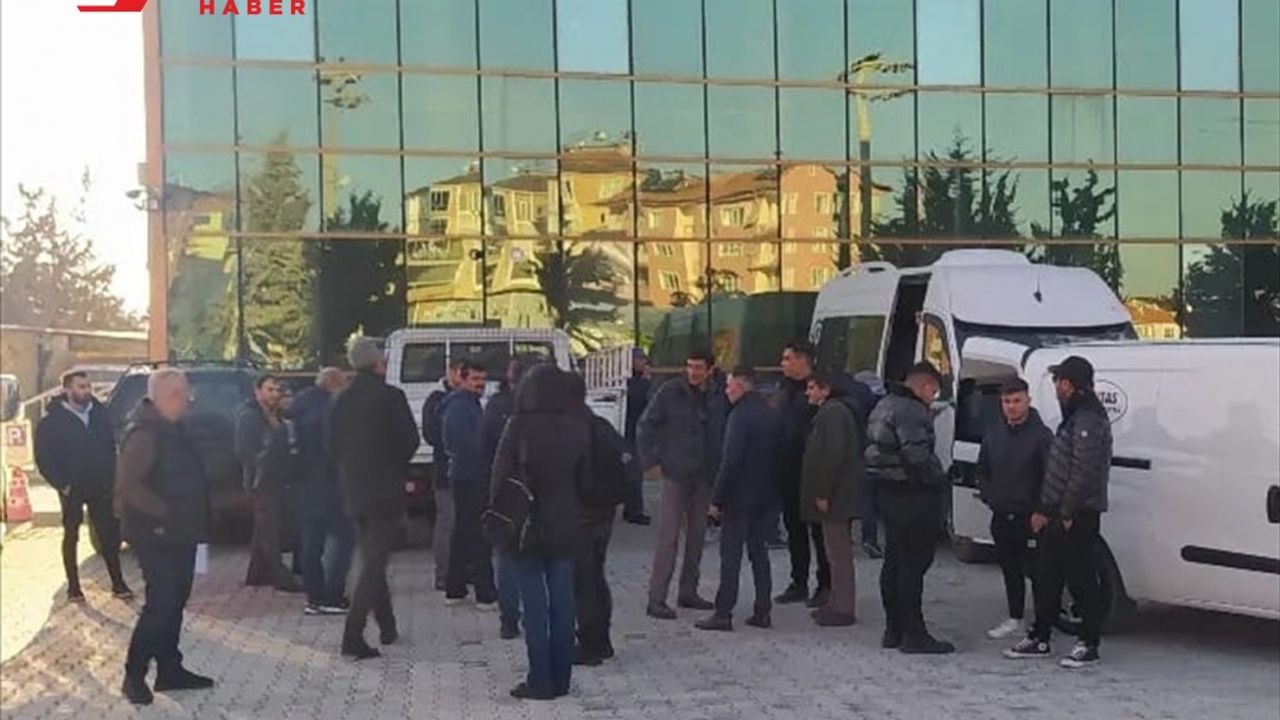 Burdur'dan 46 gönüllü öğretmen deprem bölgesine gönderildi
