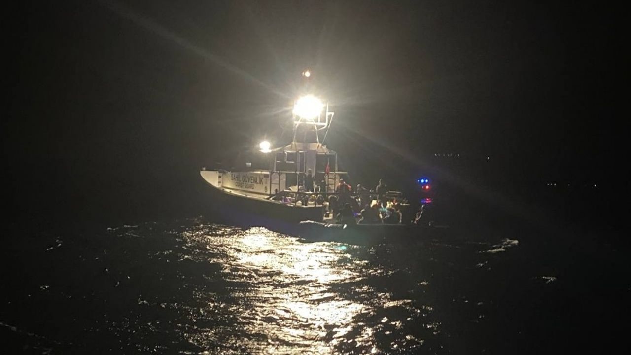 Çanakkale açıklarında 39 göçmen yakalandı