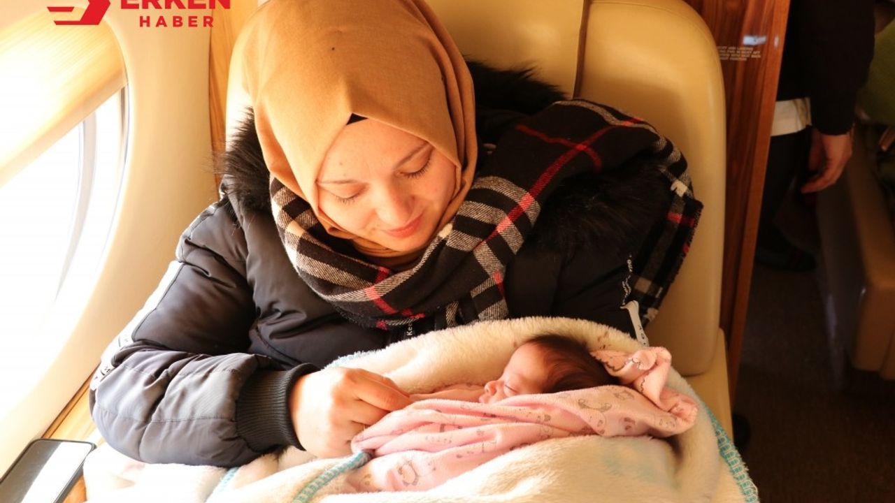 Depremzede 11 bebek, uçakla Ankara'ya getirildi