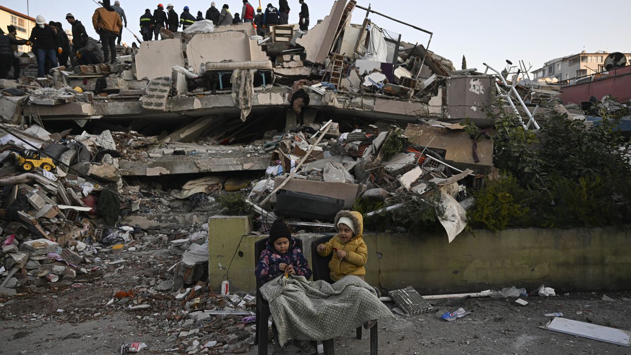 Elif Esen'den depremzede kadın ve çocuklar için öneri