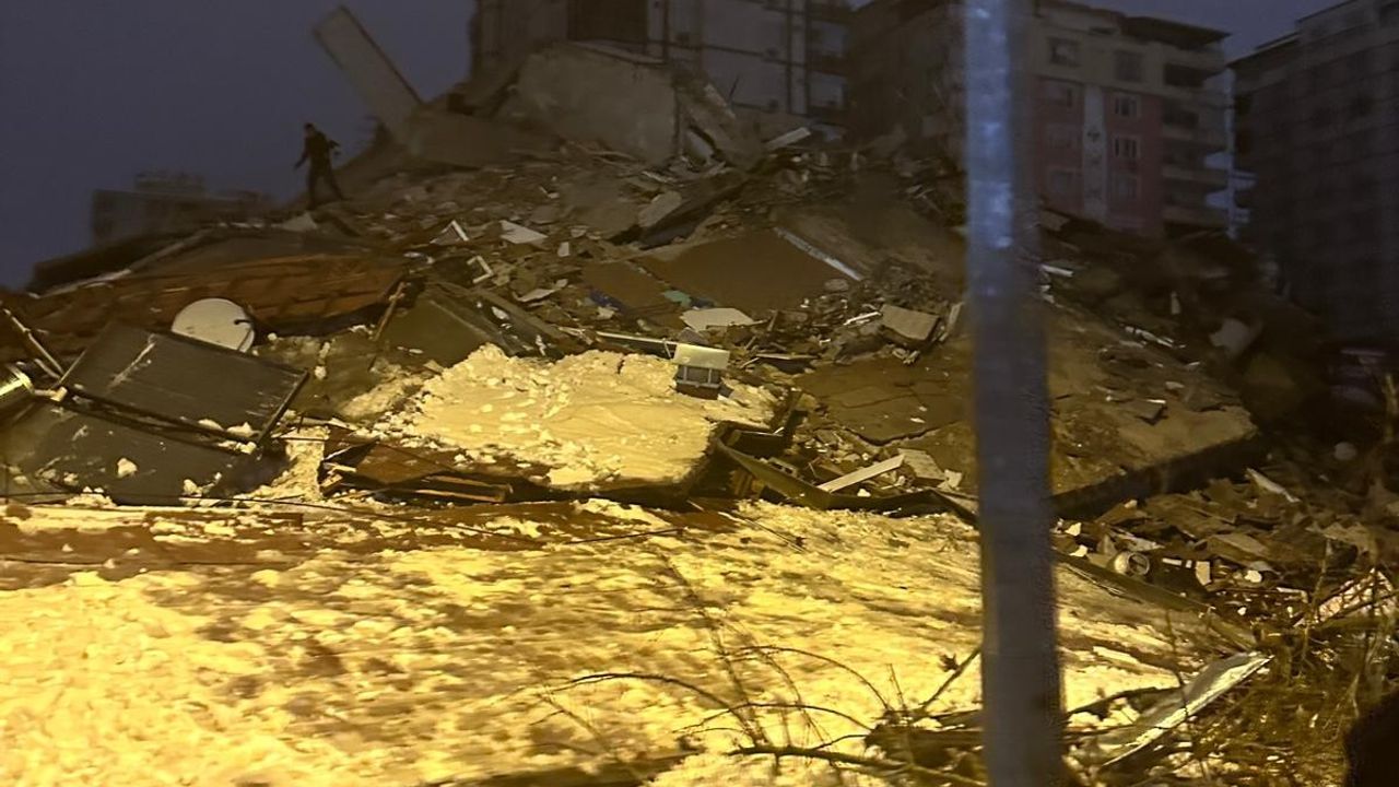 Gaziantep'te 531 bina çöktü