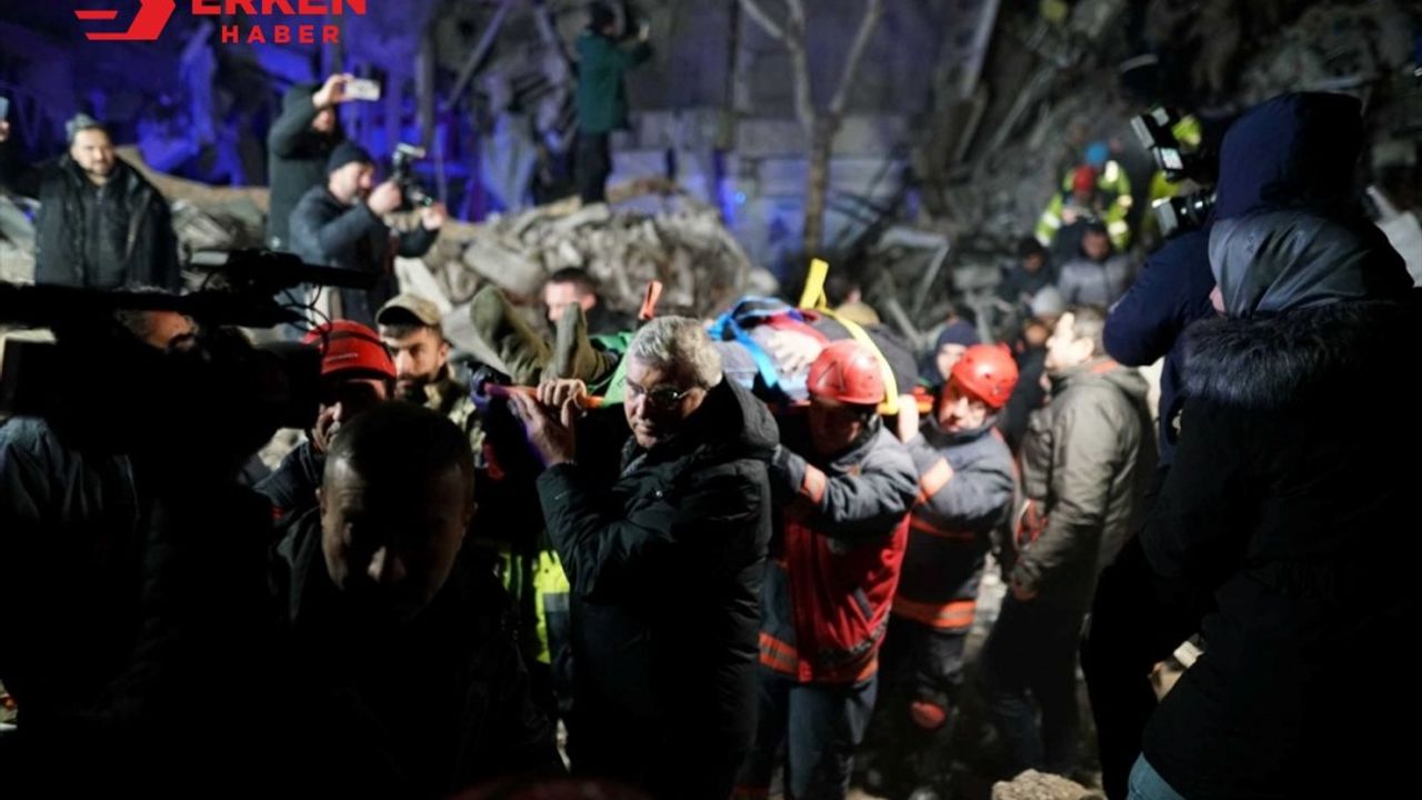 Sakarya ekibi 33 kişiyi enkazdan kurtardı