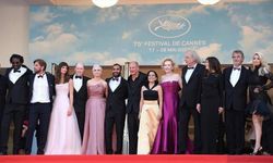 'Hüzün Üçgeni', 75. Cannes Film Festivali'nde sinemaseverlerle buluştu