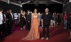 59. Antalya Altın Portakal Film Festivali açılış töreni kırmızı halı geçişiyle başladı