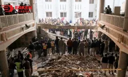 Pakistan'da cami saldırısında ölü sayısı 87'ye yükseldi