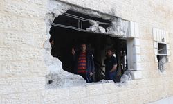 İsrail ordusu evi patlayıcıyla yıkıp 4 Filistinliyi yaraladı