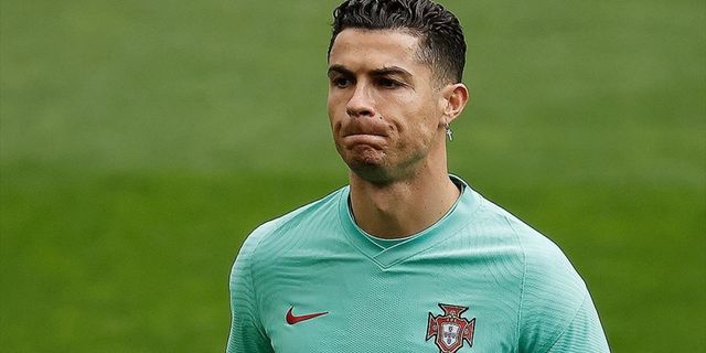 Manchester United, Ronaldo konusunda düğmeye basacak