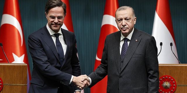 Erdoğan, Hollanda Başbakanı Rutte ile telefonda görüştü