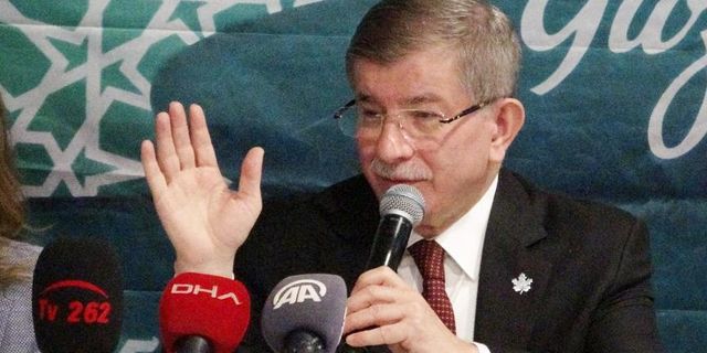 Davutoğlu: "Derhal şu cahil inadınızdan vazgeçin"