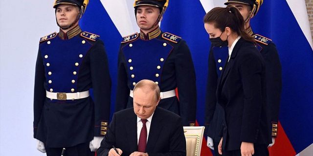 Putin, referandum anlaşmalarını imzaladı