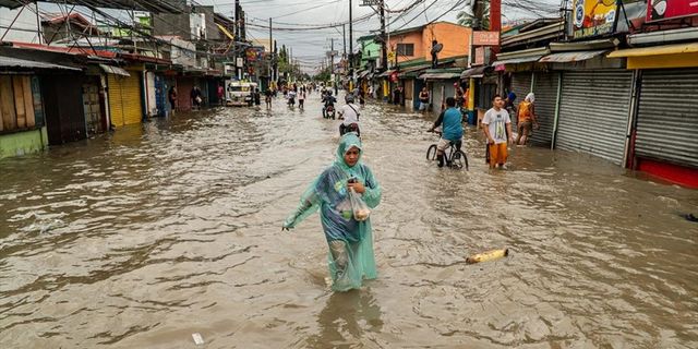 Filipinler'de yağışlardan ölenlerin sayısı artıyor