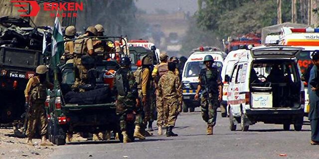 Pakistan'da intihar saldırısı: 9 polis öldü, 11 polis yaralı