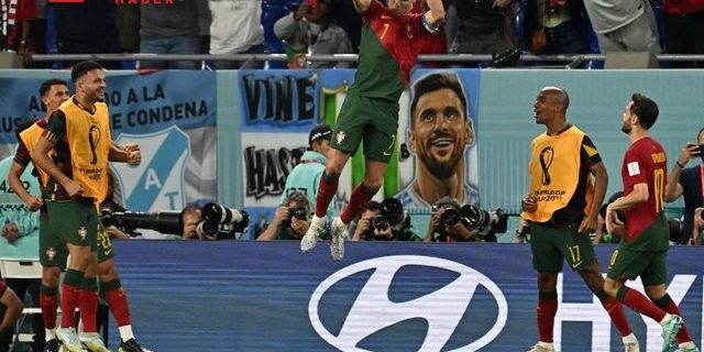 Ronaldo'dan Messi'li poz