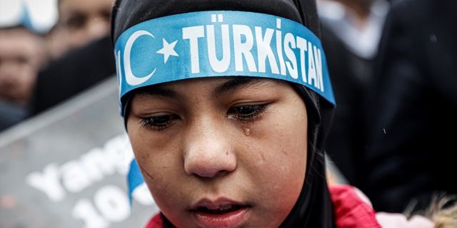Çin'in Doğu Türkistan politikaları İstanbul'da protesto edildi