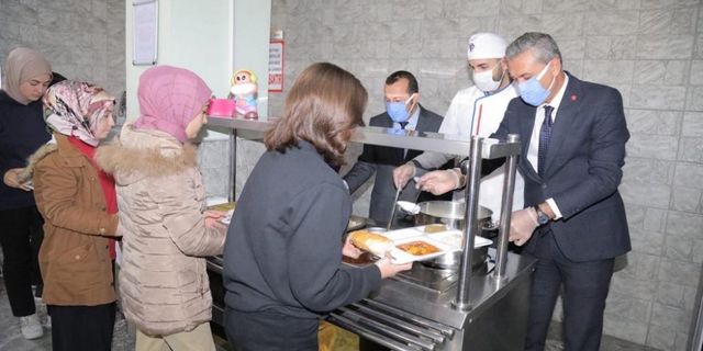 Gaziantep'te 52 bin öğrenciye ücretsiz yemek veriliyor