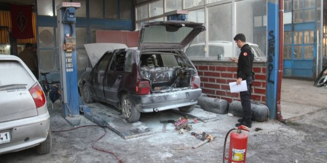 Konya'da otomobilden sızan gaz patladı: 5 yaralı