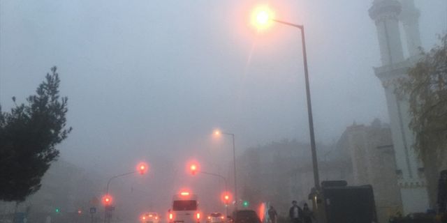 Konya-Ankara kara yolunda sis etkili oluyor