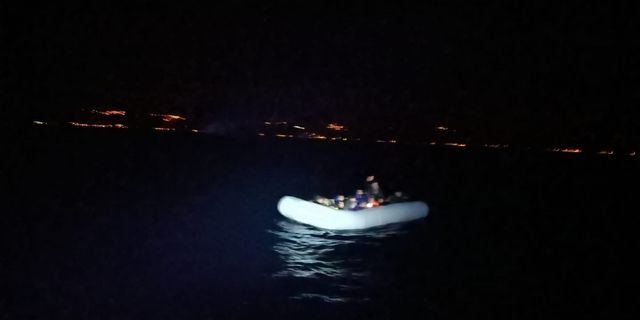 Çanakkale açıklarında 51 göçmen kurtarıldı
