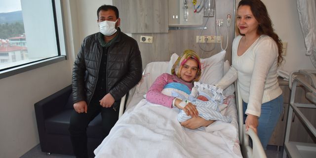 Depremzede 2 hamile kadın Sinop'ta doğum yaptı
