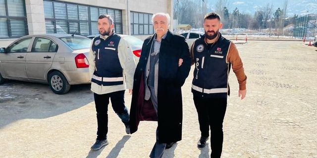 Gaziantep'teki Pamukoğlu Sitesinin mühendisi yakalandı